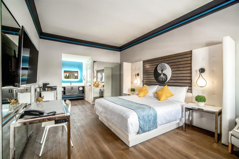 King Room interior